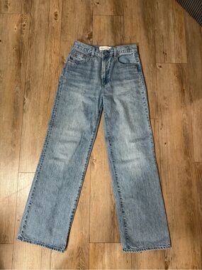 Aritzia The Farrah Jeans
